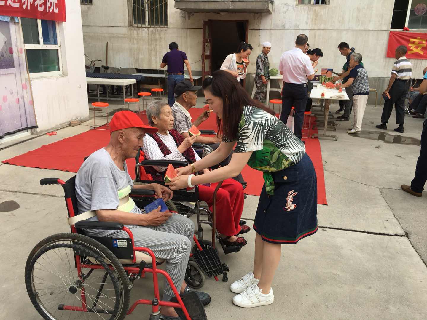 微信图片_2018070210255445.jpg